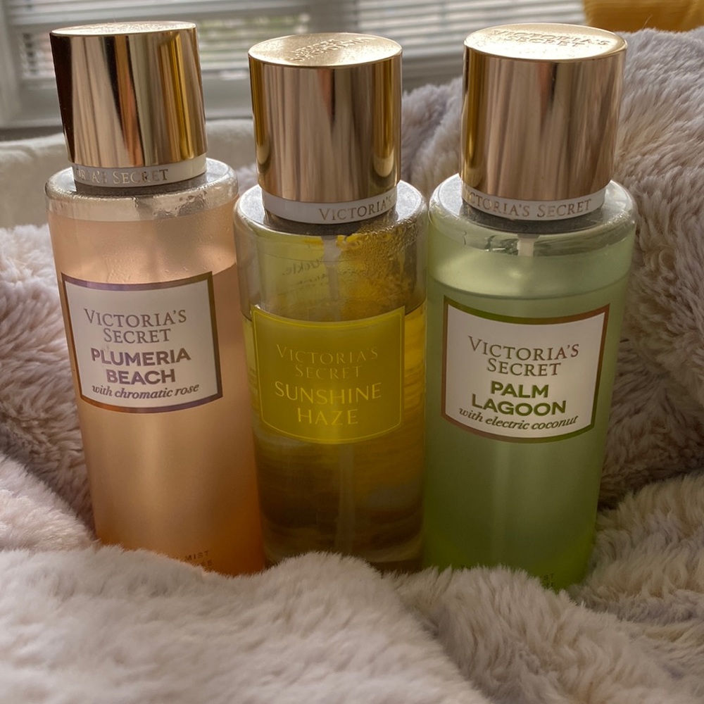 **** SOLD ***Victoria’s Secret bundle